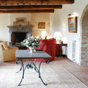 Foyer Decoration Tuscan-house-homes-fireplace-table