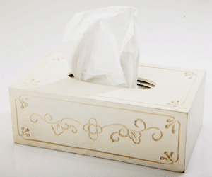  modern bathroom accessories-white-gold-color-combination 