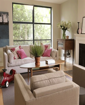 modern-interior-decorating-ideas-pink-cushions-fabric
