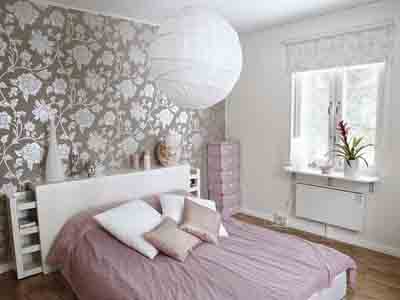 Gray  Purple Bedroom on Bedroom Wallpaper In Black  White And Gray  One Wall Decoration