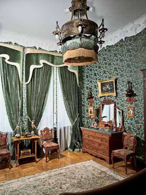Art Nouveau decor-green curtains wallpapers lighting