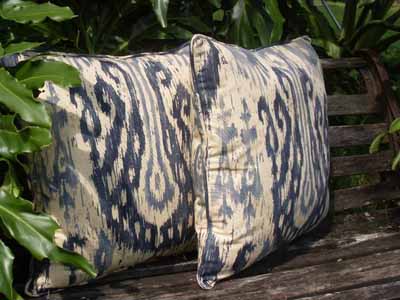 modern-room-decor-home-fabrics