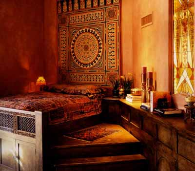 Moroccan Room Decoration Ideas platform-bed