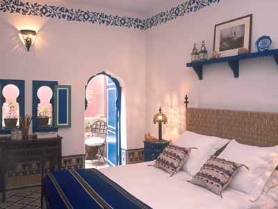 blue-bed Wandmalerei- Moroccan -Bedrooms Decor 