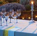 tablecloth-napkins-dinner-table-decorating-ideas