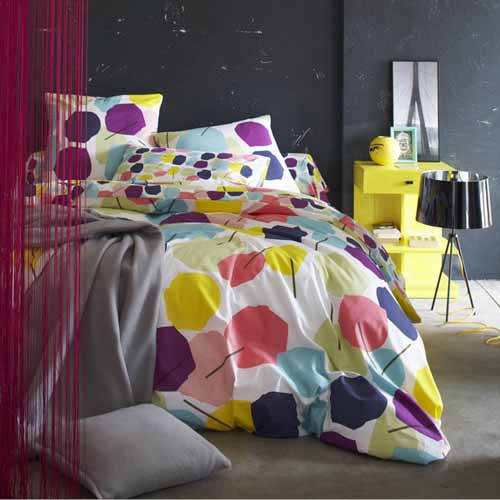 floral bedding sets in pink, yellow, purple and turquoise colors