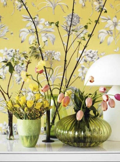 light gray and yellow wallpaper with flowers wall decoration ideas for autumn