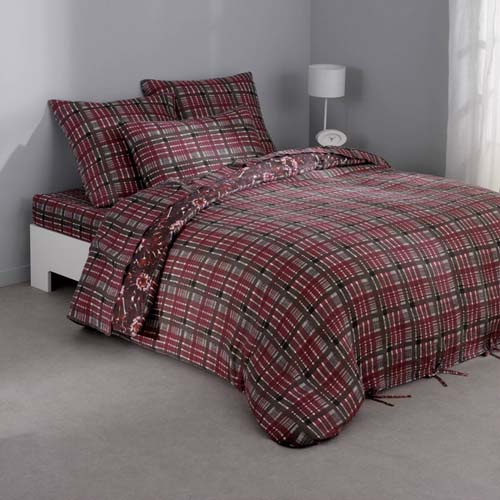 plaid bedding sets made of bedding fabrics in gray and plum colors