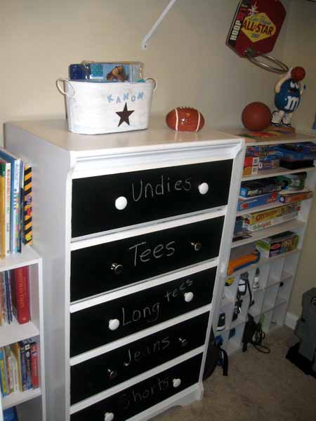 chalkvoard color and white dresser painting ideas