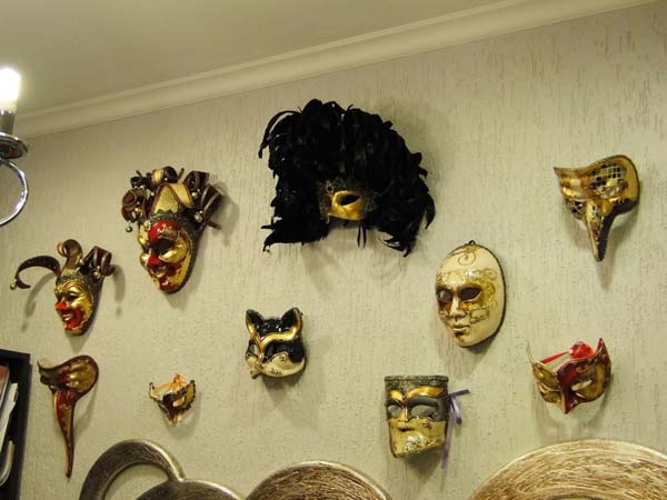 Decorative Venetian Wall Masks Craft Ideas and Wall Decorations Making Masquerade Ball Masks 2 Decorative Venetian Wall Masks Craft Ideas and Wall Decorations Making Masquerade Ball Masks 2