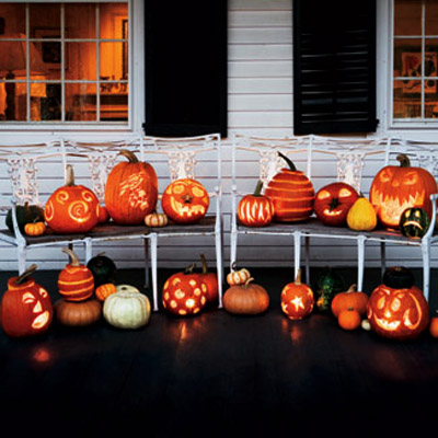 cheap halloween decorations and ideas with carved and lighted pumpkins
