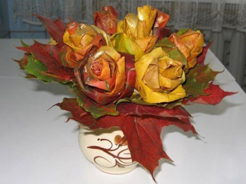 decorating ideas for fall and crafts with maple leaves for making a rose bouquet