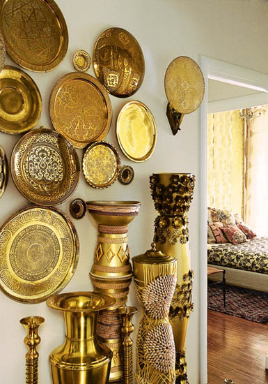 Egyptian decor includes golden decorative panels and unique wall decorations
