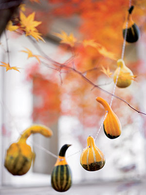 fall-decorating-ideas-thanksgiving-halloween-yard-decorations (16)