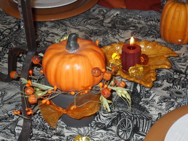 orange autumn ideas and holiday decorations for Thanksgiving decor