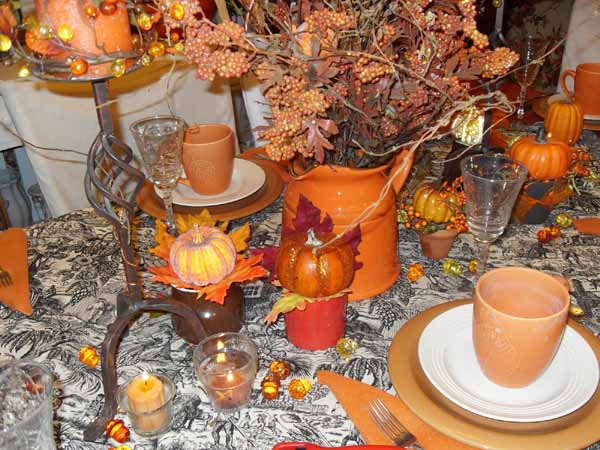 bright ideas and case holiday decorations for Thanksgiving table decoration