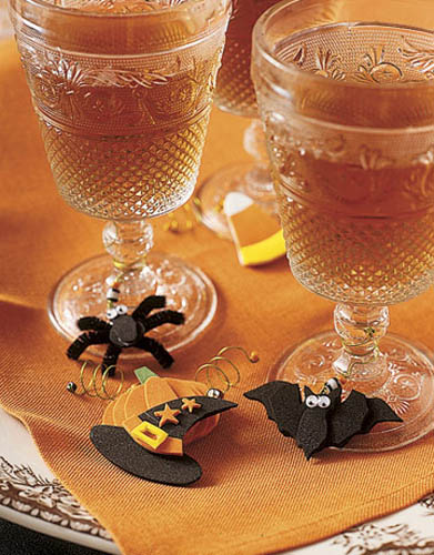 small black spiders, bats and witch hats Halloween party decoration
