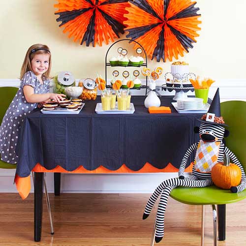 orange pumpkins wall decoration for Halloween Party