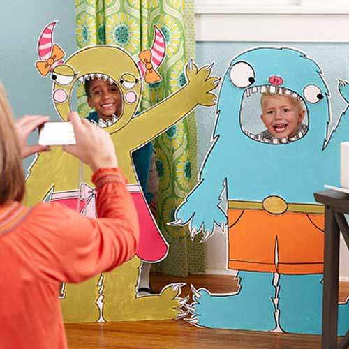 cardboard animals make fun halloween party decorations