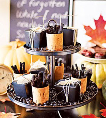 black and orange table centerpiece for Halloween decoration
