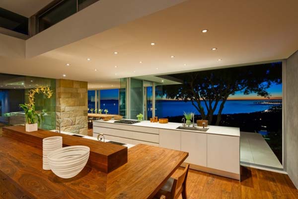 white kitchen cabinets