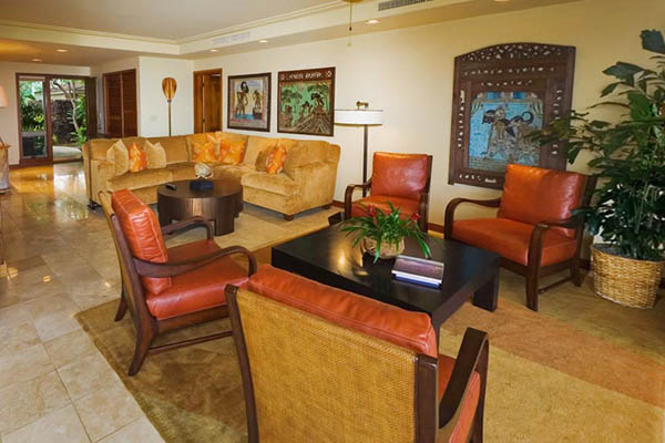 Living Decorating with Hawaiian decor elements