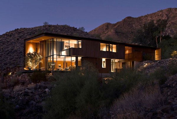 contemporary house design in desert