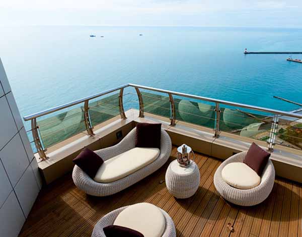 outdoor furniture on Teak Deck