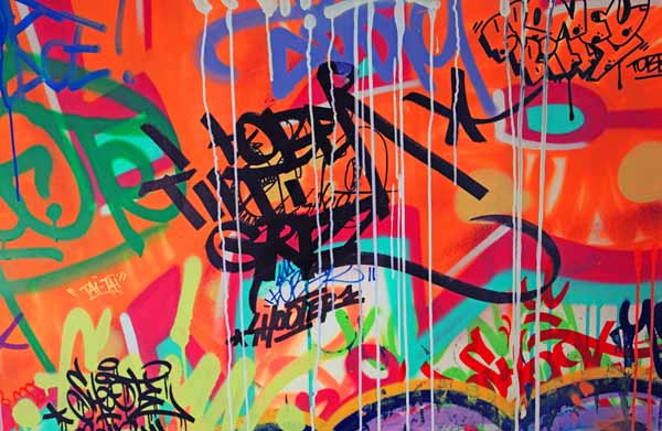 bedroom decorating by graffiti artists
