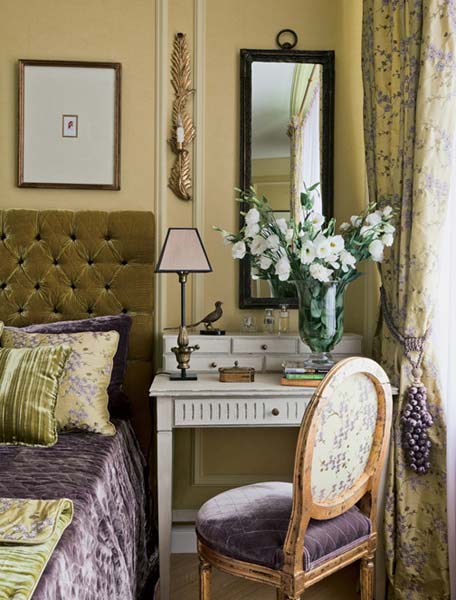 bedroom decorating ideas in classic style