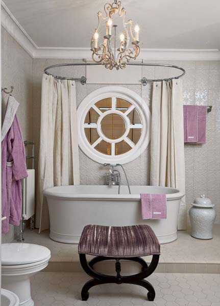 bathroom decor in white and lilac colors