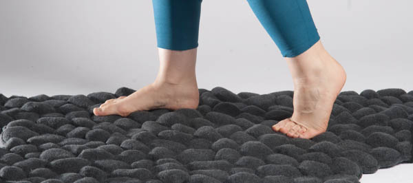 floor rug Decoration Ideas Pebbles rug (1)   food massage with pebbles