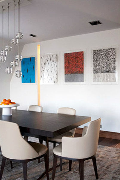  Dining decoration with works of art and unique lighting 
