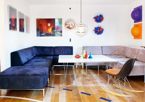 blue sofa and white coffee table for retro decor