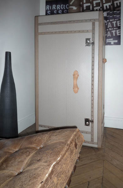  vintage furniture for storing 