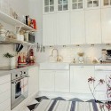 white kitchen cabinets