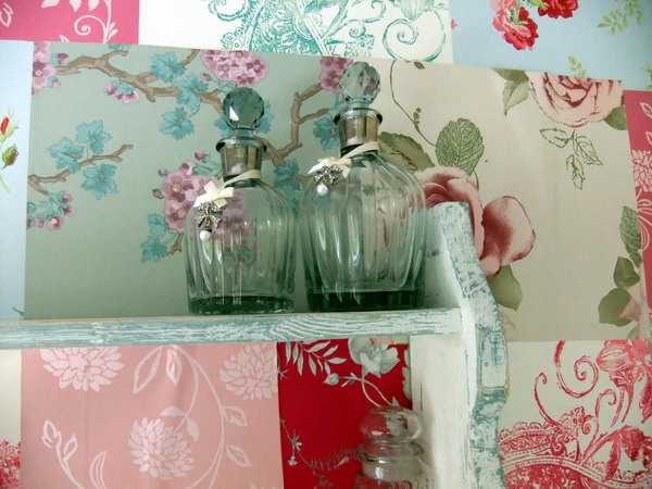 floral designs for accent wall