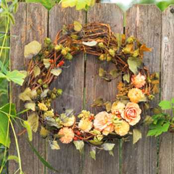  Rose Garland for wall decoration 