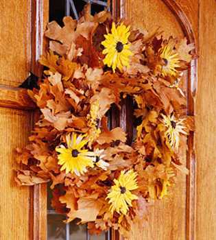  fall wreath with yellow daisies 