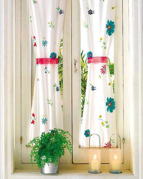 Flowers kitchen curtains
