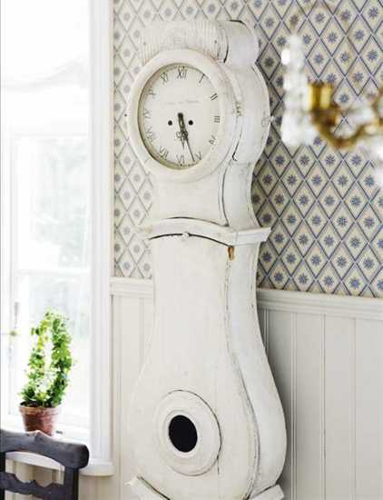 antique clock