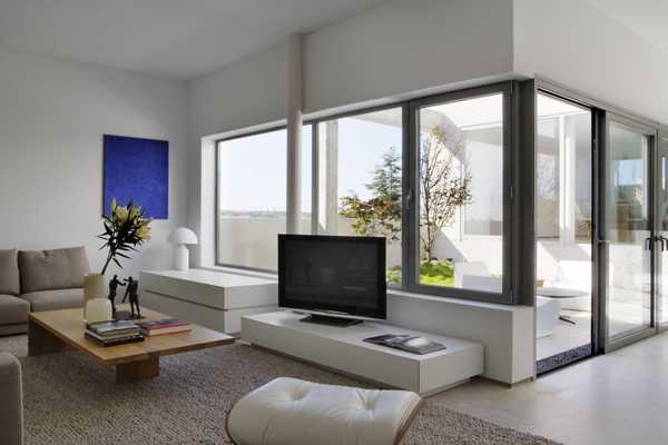 Living room design with large windows