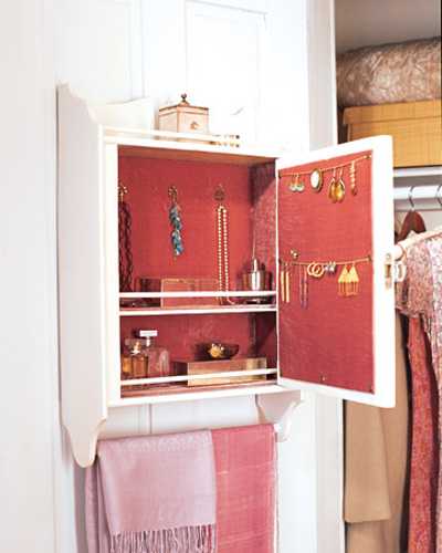 recycling old wooden cabinet for jewelry cabinet