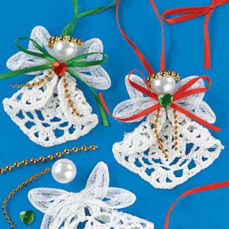 handmade Christmas decorations, knitting with beads