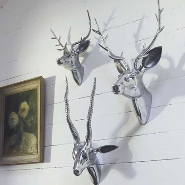  Hirsch wall stickers in blue color 