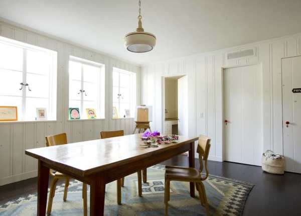 dining and vintage lamp