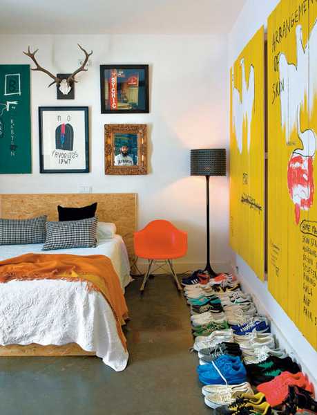 yellow accent wall decorating design for small bedroom