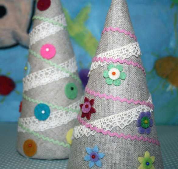 christmas trees made with burlap fabric and lace and decorated with floral designs