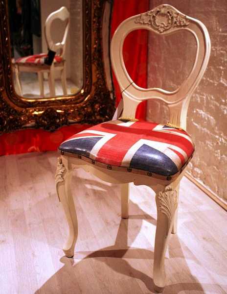 chair seat with British flag Cross