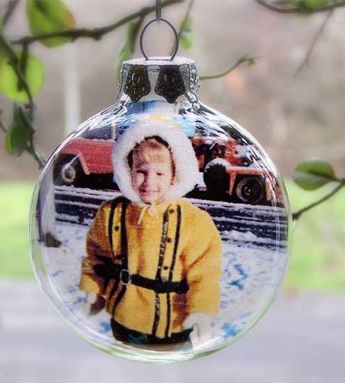 Christmas tree decorations and unique gifts